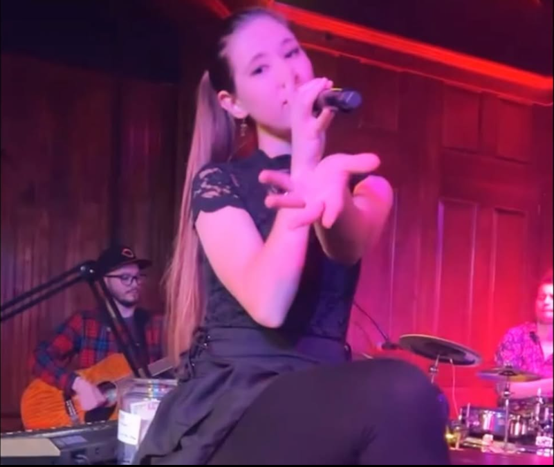 Kenzie Claire Instagram | Siren's Song