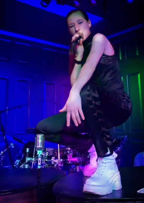 Kenzie Claire Instagram | Goth Crouch